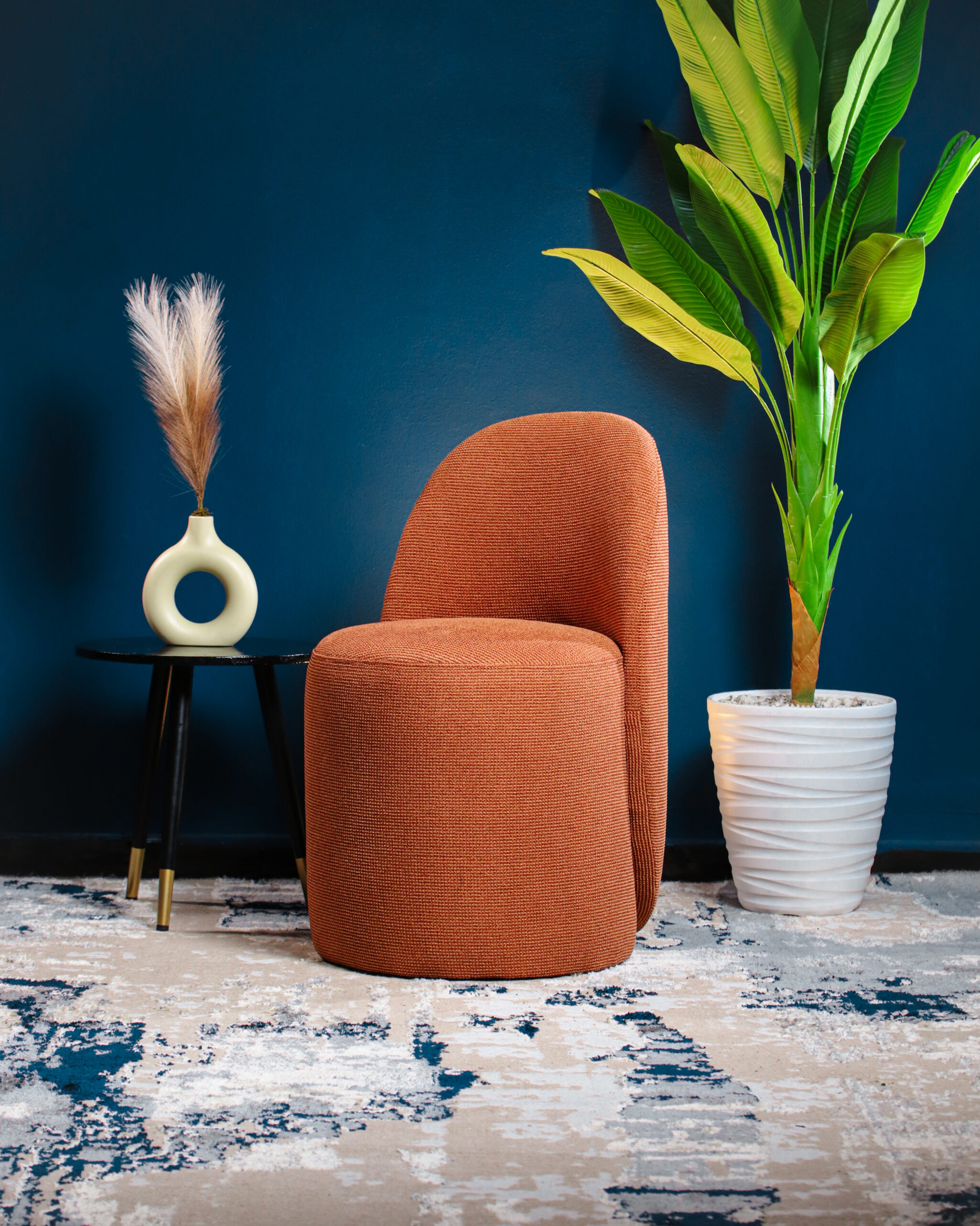 Fauteuil Rondo Design Terracotta – Élégance Moderne et Confort Compact