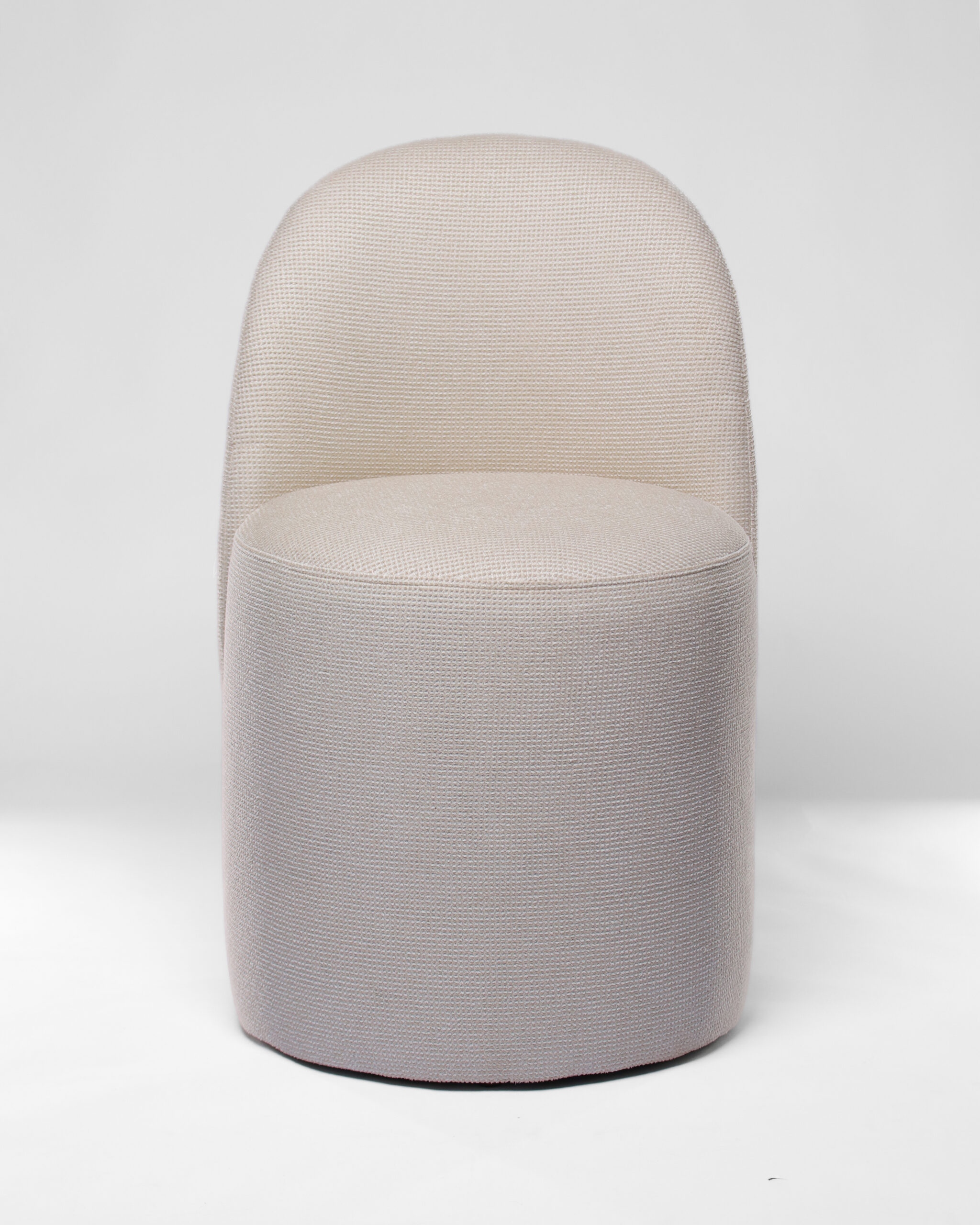 Fauteuil Rondo Design Blanc Cassé – Élégance Moderne et Confort Compact - Image 2